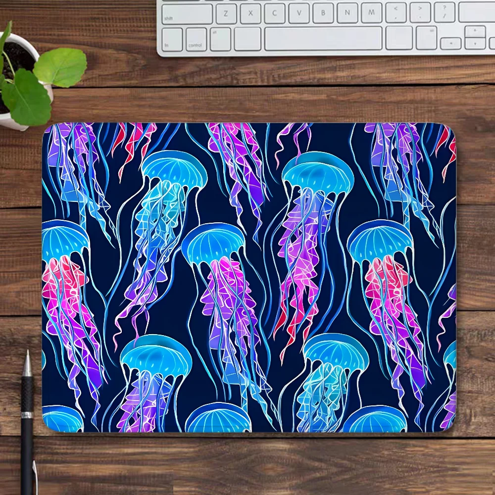XDA+ Jellyfish Rainbow Mouse Pad